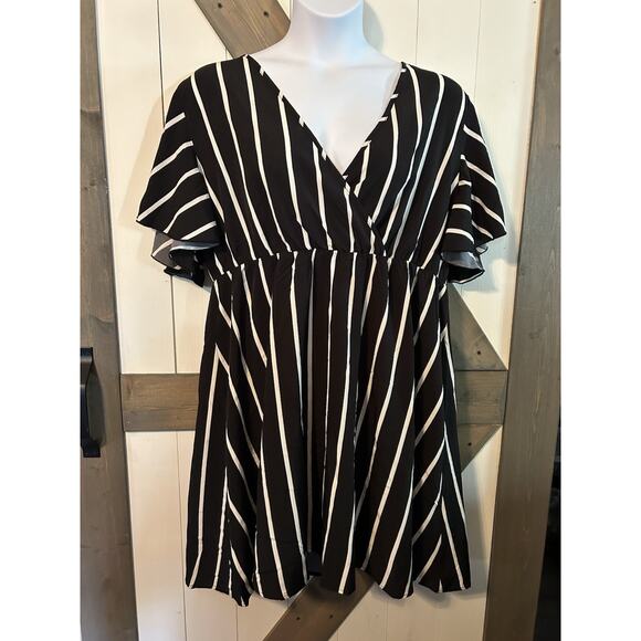 SHEIN Curve Black & White Striped Short Sleeve Dress Women’s Size 2XL - Picture 1 of 6